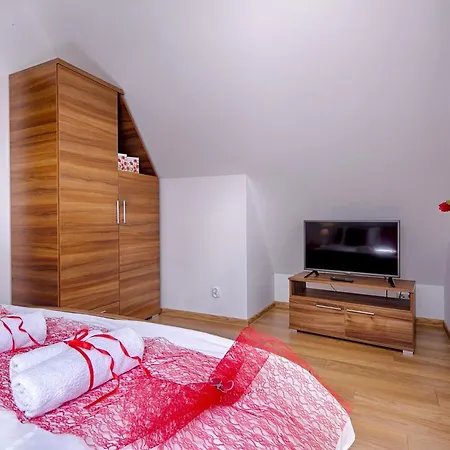 Apartament Roza *